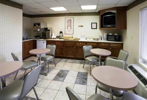 фото отеля Americas Best Value Inn Manchester (Tennessee)