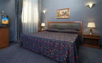 фото отеля Hotel Jolly Caserta