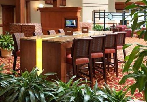 фото отеля Cincinnati Marriott Northeast