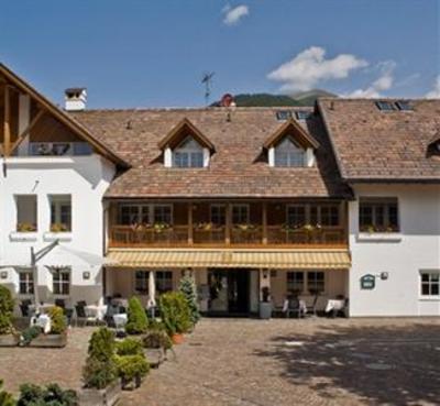 фото отеля Hotel Zum Hasen Terenten