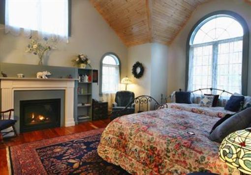 фото отеля Ivory Creek Bed and Breakfast