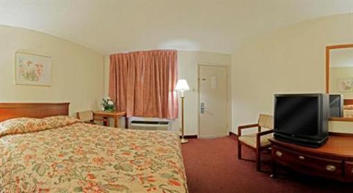 фото отеля Americas Best Value Inn & Suites-Tyler Downtown
