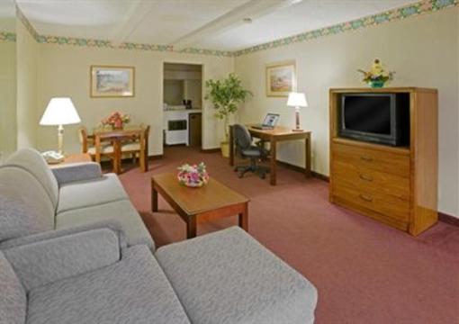 фото отеля Americas Best Value Inn & Suites-Tyler Downtown