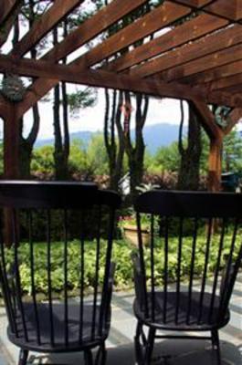 фото отеля Brookside Mountain Mist Inn