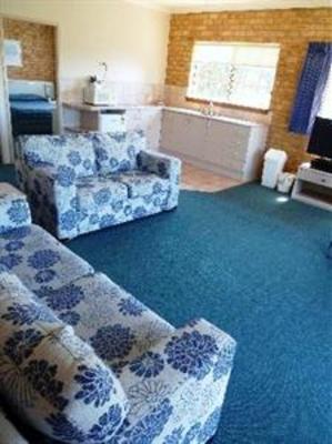 фото отеля Mollymook Surfbeach Motel & Apartments