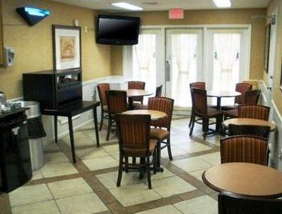 фото отеля Econo Lodge Greenville North Carolina