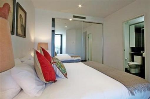 фото отеля Boutique Stays Docklands Apartments