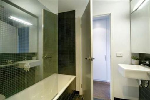 фото отеля Boutique Stays Docklands Apartments