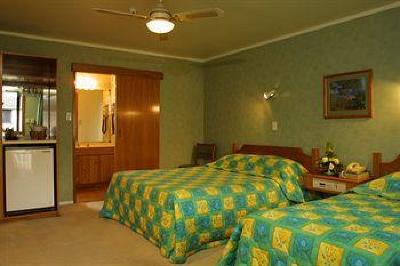 фото отеля Grosvenor Motor Inn