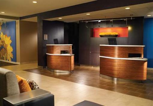 фото отеля Courtyard by Marriott Macon
