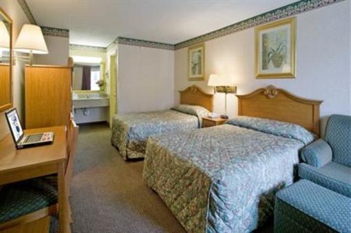 фото отеля Americas Best Value Inn Covington