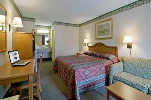 фото отеля Americas Best Value Inn Covington
