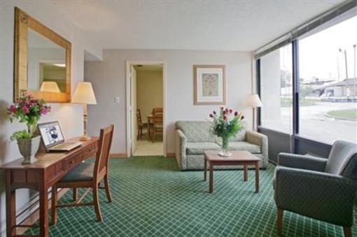 фото отеля Americas Best Value Inn Covington