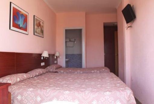 фото отеля Hostal Solimar