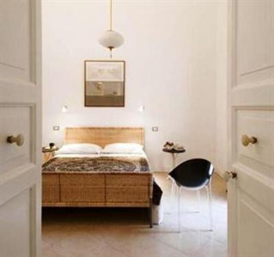 фото отеля Palazzo De Giorgi B&B