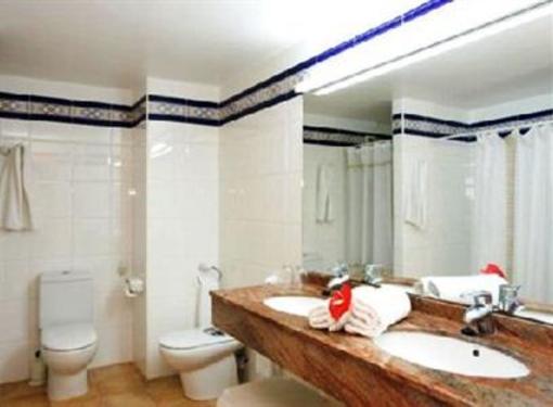 фото отеля Edificio Puerto Apartment Ses Salines