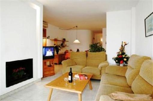 фото отеля Edificio Puerto Apartment Ses Salines