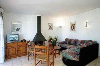фото отеля Edificio Puerto Apartment Ses Salines