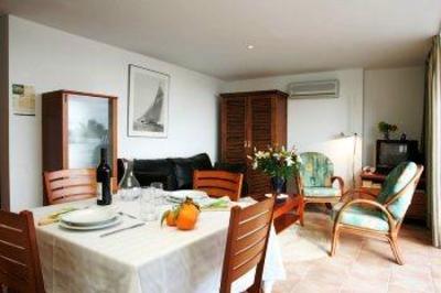 фото отеля Edificio Puerto Apartment Ses Salines