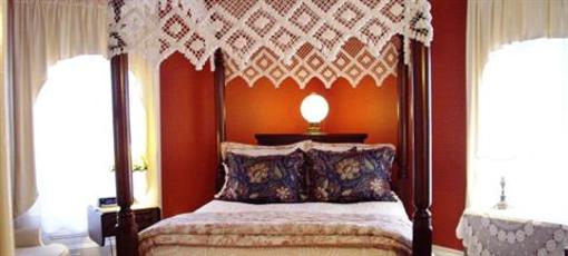 фото отеля Isaiah Jones Homestead Bed & Breakfast