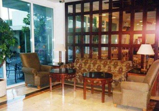 фото отеля Quality Inn Monterrey La Fe