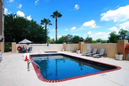 фото отеля Holiday Inn Express Marana