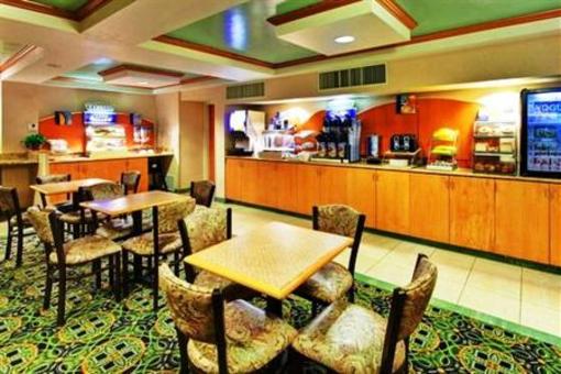 фото отеля Holiday Inn Express Marana