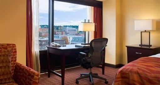 фото отеля Hilton Burlington