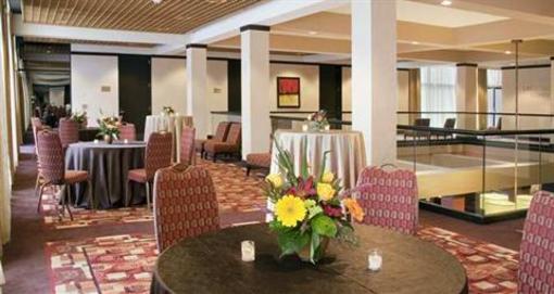 фото отеля Hilton Burlington