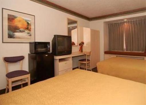 фото отеля Baymont Inn and Suites Albuquerque Downtown