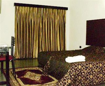 фото отеля Hotel Guest Inn Suites, Castle