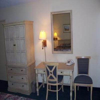 фото отеля Royal Plaza Inn