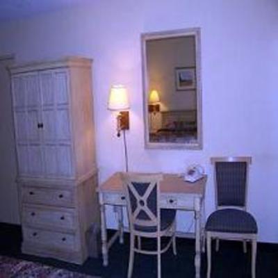 фото отеля Royal Plaza Inn