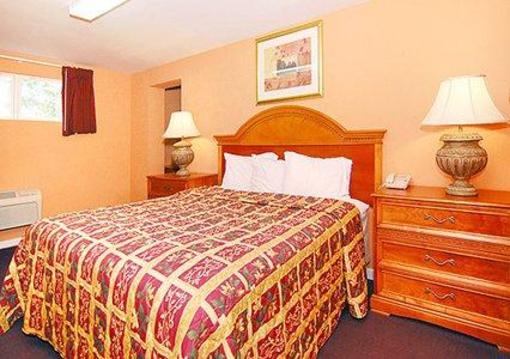 фото отеля Rodeway Inn Greensburg (Pennsylvania)