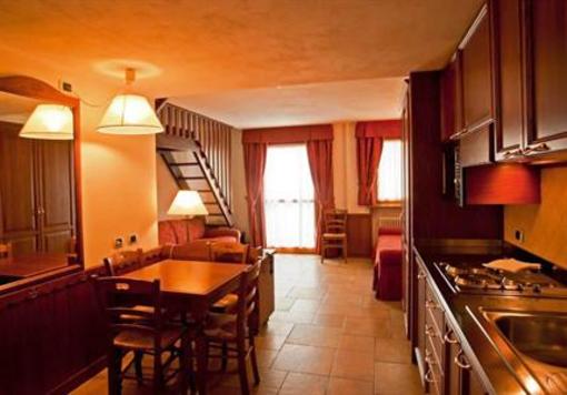 фото отеля Residence Le Grand Chalet Apartment Courmayeur