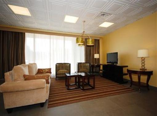 фото отеля BEST WESTERN Charleston Plaza Hotel