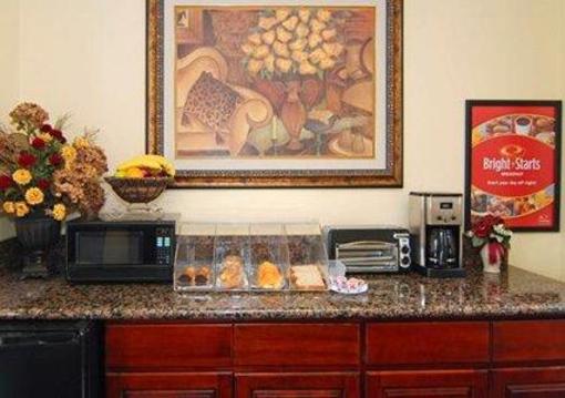 фото отеля Econo Lodge Long Beach