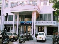 Hotel Ashish Palace