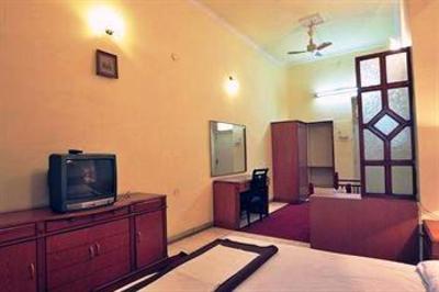 фото отеля Airlines Hotel Amritsar