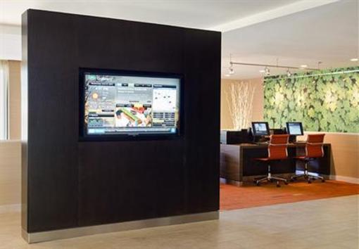 фото отеля Courtyard by Marriott Huntsville