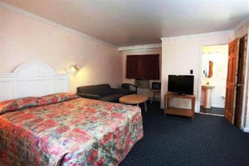 фото отеля Hyland Motor Inn