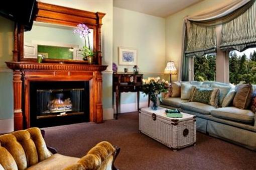 фото отеля The Groveland Hotel at Yosemite National Park