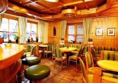фото отеля Hotel Wiesenegg Saalbach-Hinterglemm