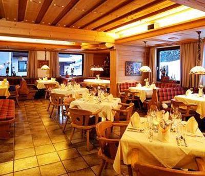 фото отеля Hotel Wiesenegg Saalbach-Hinterglemm