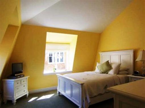 фото отеля Pelham Court Hotel
