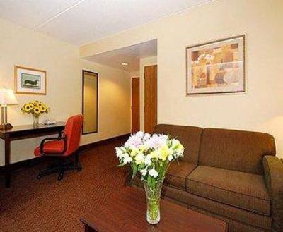 фото отеля Comfort Suites Norwich