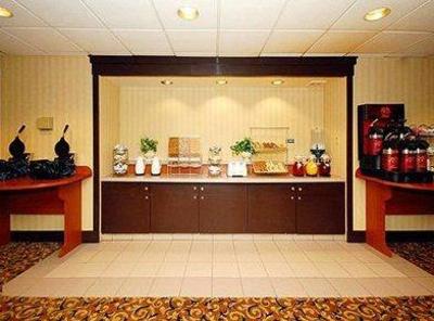 фото отеля Comfort Suites Norwich