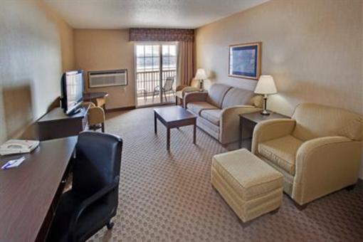 фото отеля Holiday Inn Express Le Claire Riverfront - Davenport