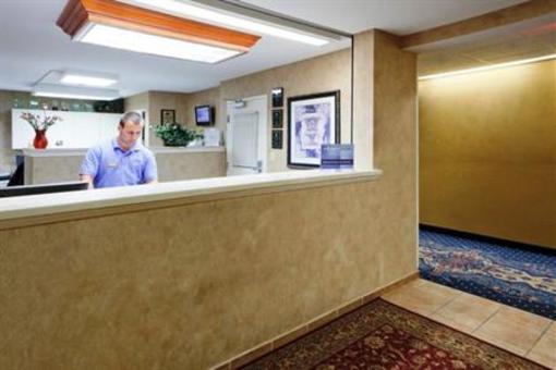 фото отеля Candlewood Suites Hotel Sterling