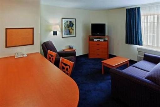 фото отеля Candlewood Suites Hotel Sterling